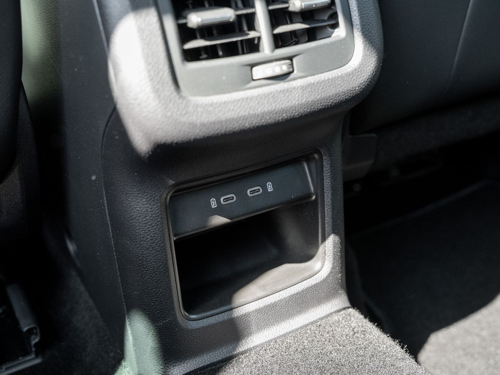 Seat ATECA FR 1.5 TSI DSG AHK Kam. Navi Pano Sportp.