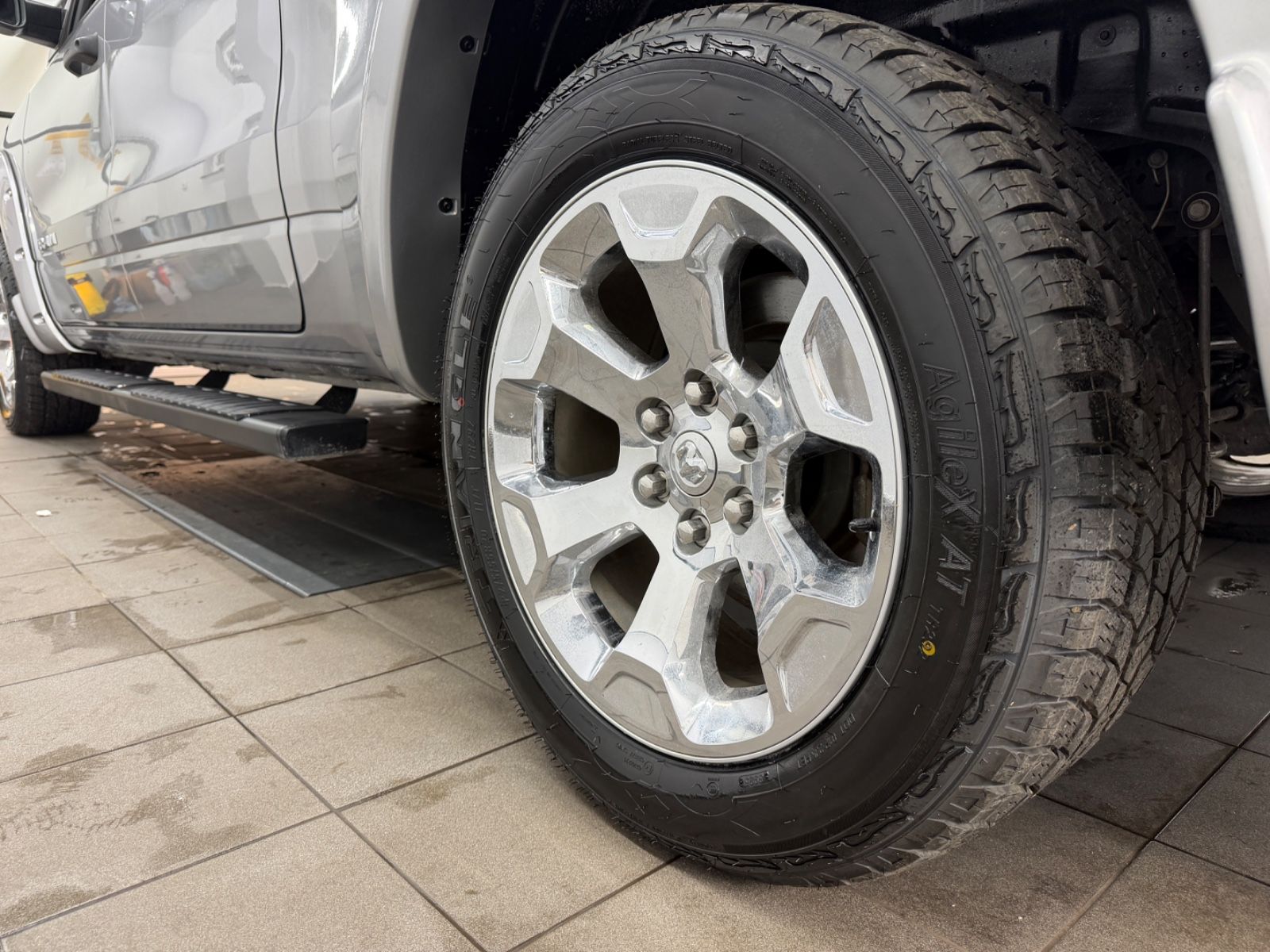 Dodge RAM 1500 5.7 4x4 eTORQUE Bigh. Crew./12"Display/