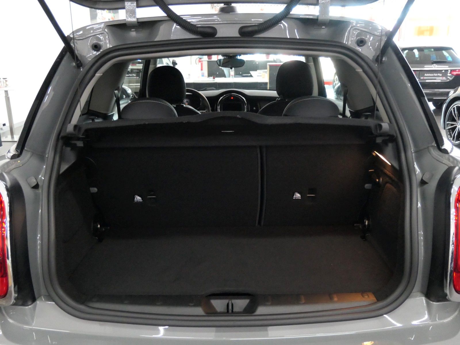 MINI ONE Mini One Aut. - Samsaru's Car Outlet