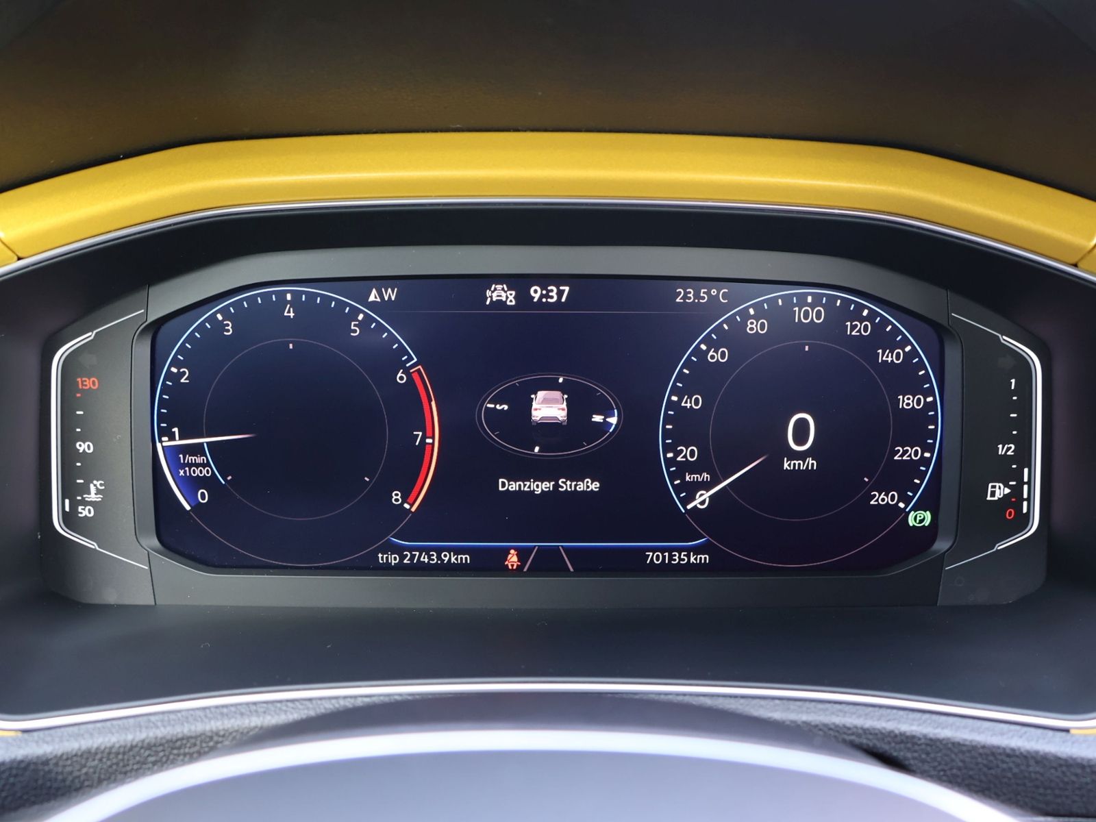 Volkswagen T-Roc Style - Samsaru's Car Outlet