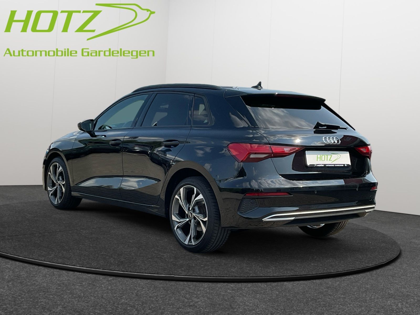 Audi A3 Sportback 35 TFSI advanced S-Line - Samsaru's Car Outlet