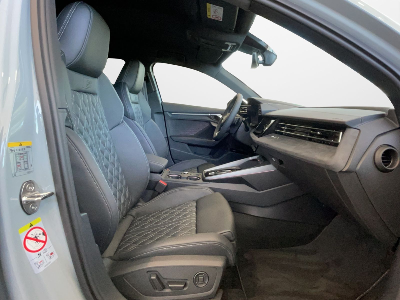 Audi A3 allstreet 35 TDI S tronic - Samsaru's Car Outlet