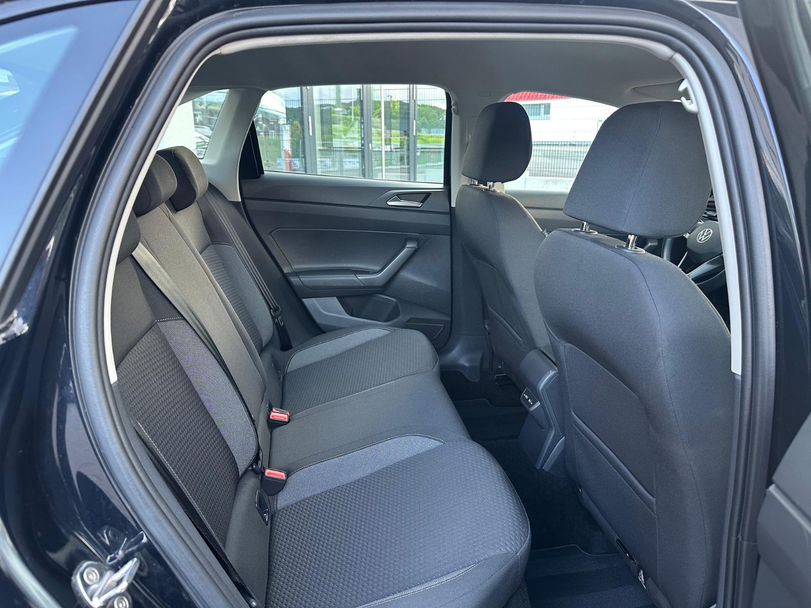 Volkswagen Taigo 1.0 TSI Life DSG - Samsaru's Car Outlet