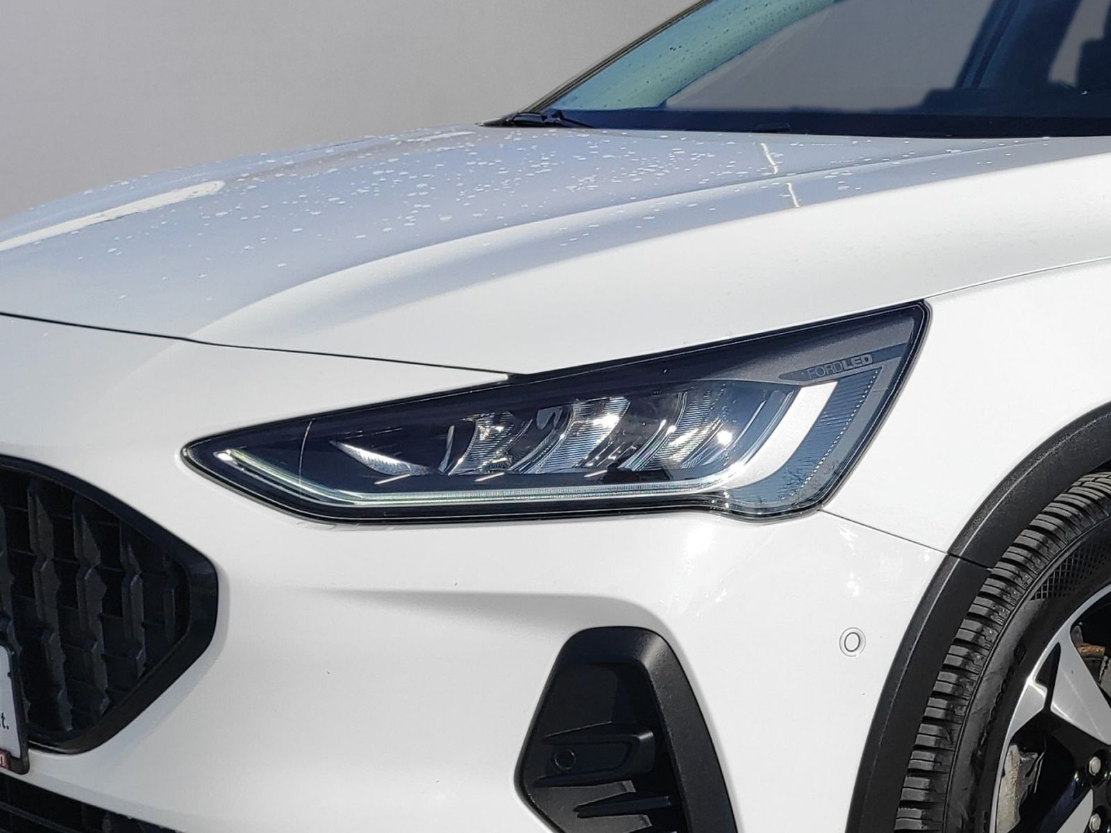Ford Focus 1.0 - Samsaru's Car Outlet