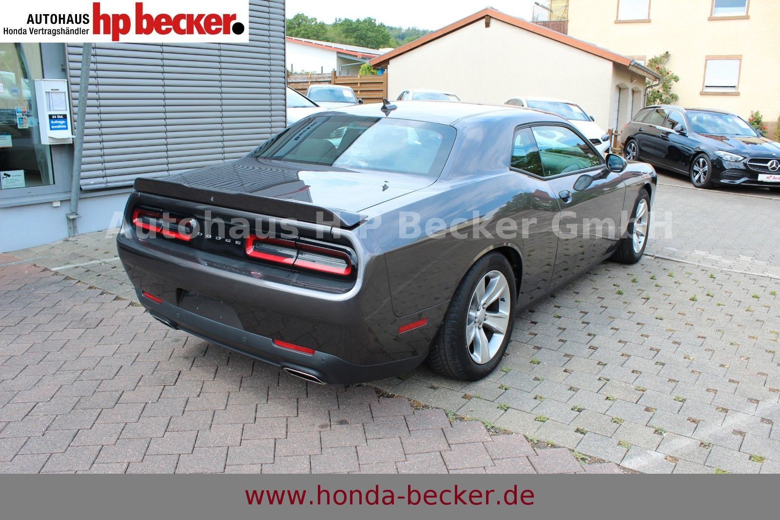 Dodge Challenger SXT V6 3.6 AUTO NAVI KAMERA PDC