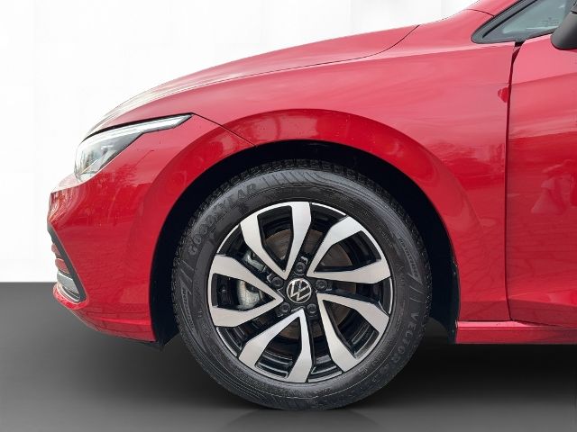 Volkswagen Golf VIII Variant 1.0TSI LIFE - Samsaru's Car Outlet