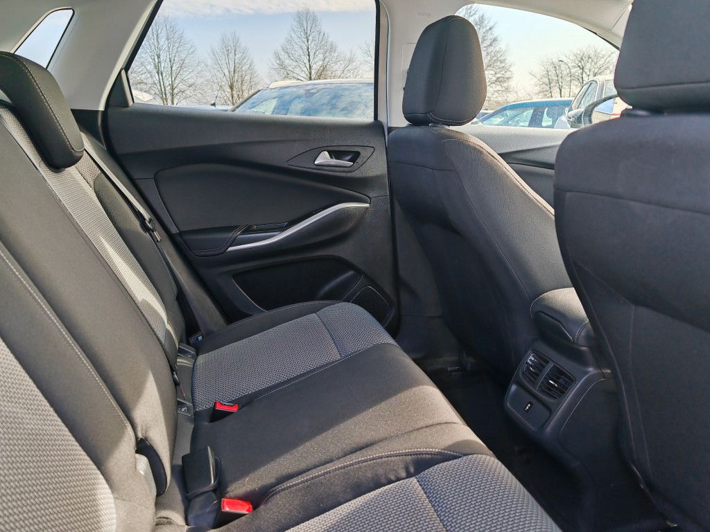Opel Grandland X 1.5 D EAT8 - Samsaru's Car Outlet