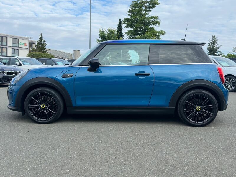 MINI Cooper SE - Samsaru's Car Outlet