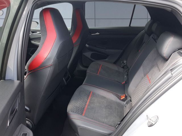 Volkswagen Golf GTI Clubsport 2.0 TSI DSG - Samsaru's Car Outlet