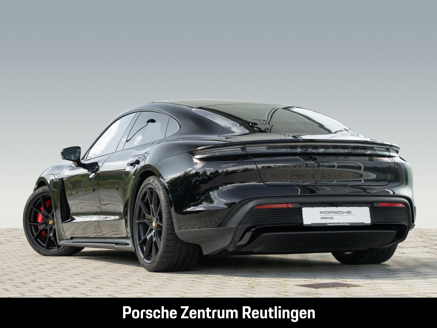 Porsche Taycan GTS BOSE 21-Zoll Luftfederung LED-Matrix