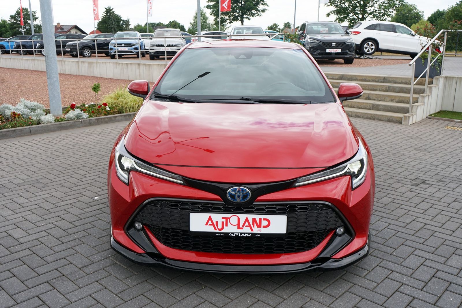 Toyota Corolla 2.0 Hybrid Business Edition - Samsaru's Car Outlet