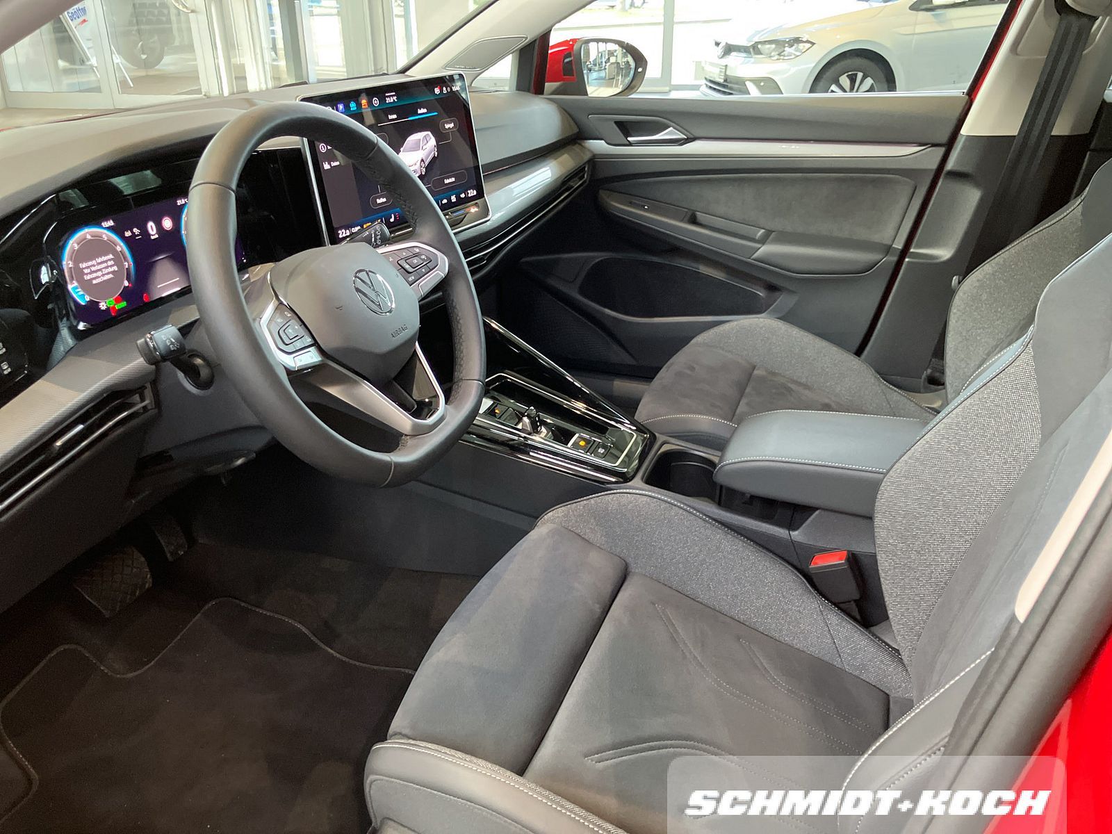 Volkswagen Golf VIII 1.5 eTSI DSG Style LED-Scheinw. Navi