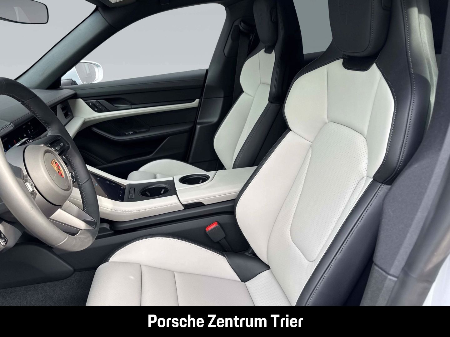 Porsche Taycan 4 Cross Turismo HA-Lenkung InnoDrive
