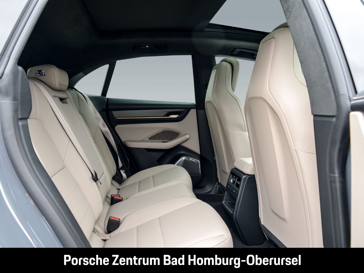 Porsche Macan 4 Burmester Panorama InnoDrive LED-Matrix