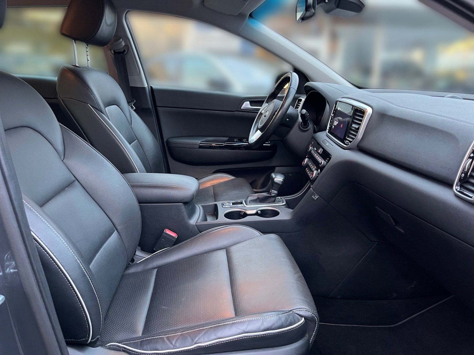 Kia Sportage 1.6 T-GDI 4WD Black Edition - Samsaru's Car Outlet
