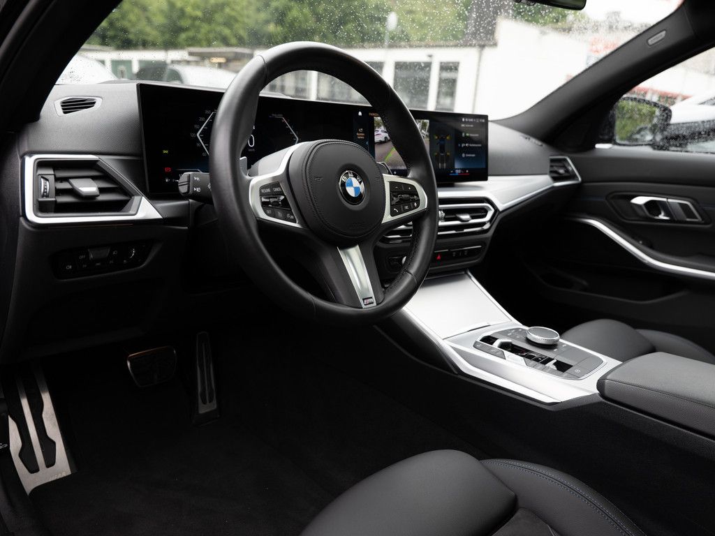 BMW 320i Touring M-Sportpaket - Samsaru's Car Outlet
