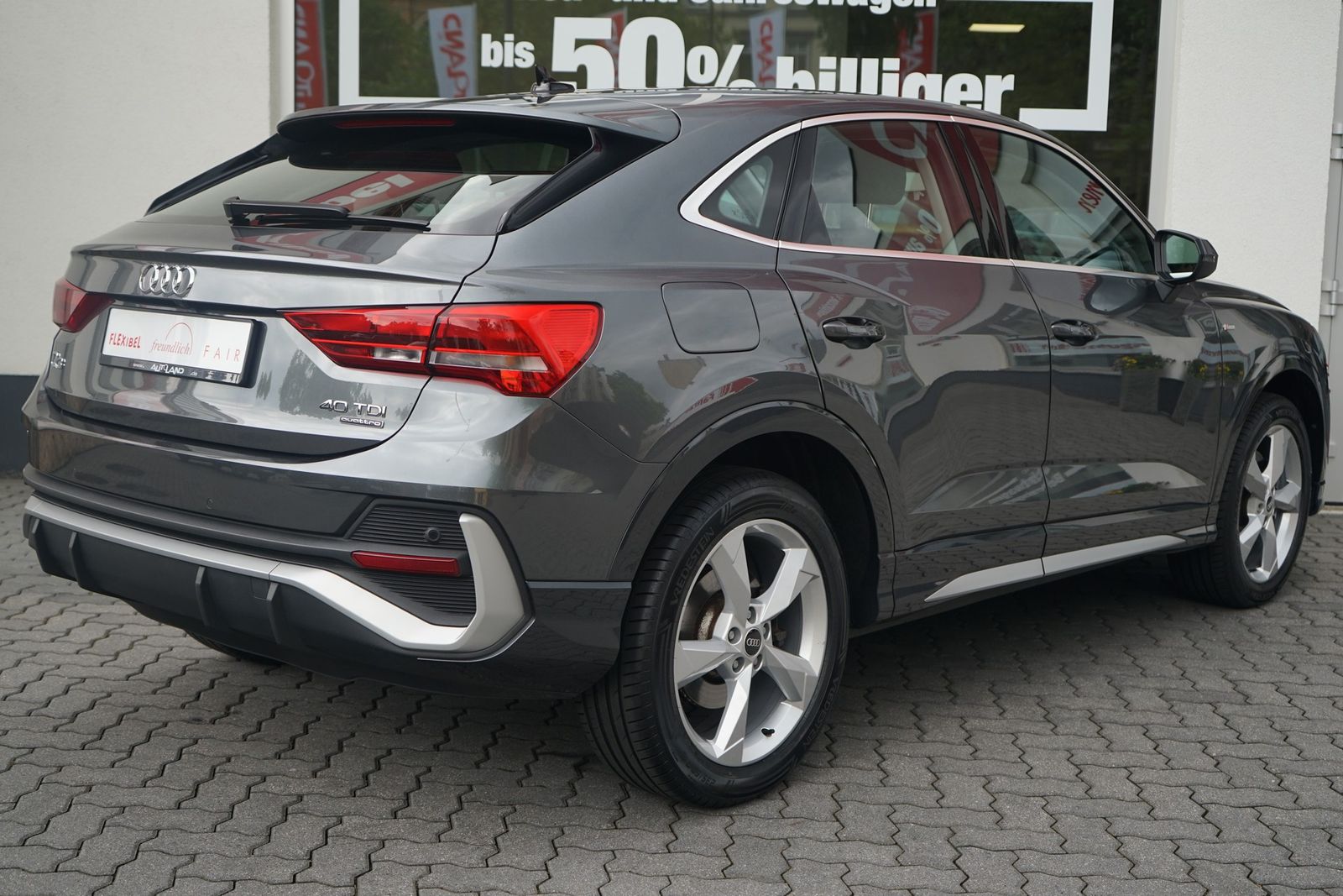 Audi Q3 Sportback 40 TDI quattro S line - Samsaru's Car Outlet