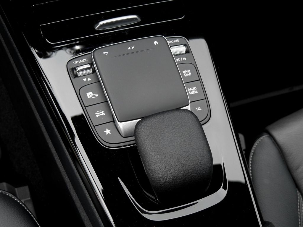 Mercedes-Benz CLA 200 d 4MATIC Shooting Brake - Samsaru's Car Outlet