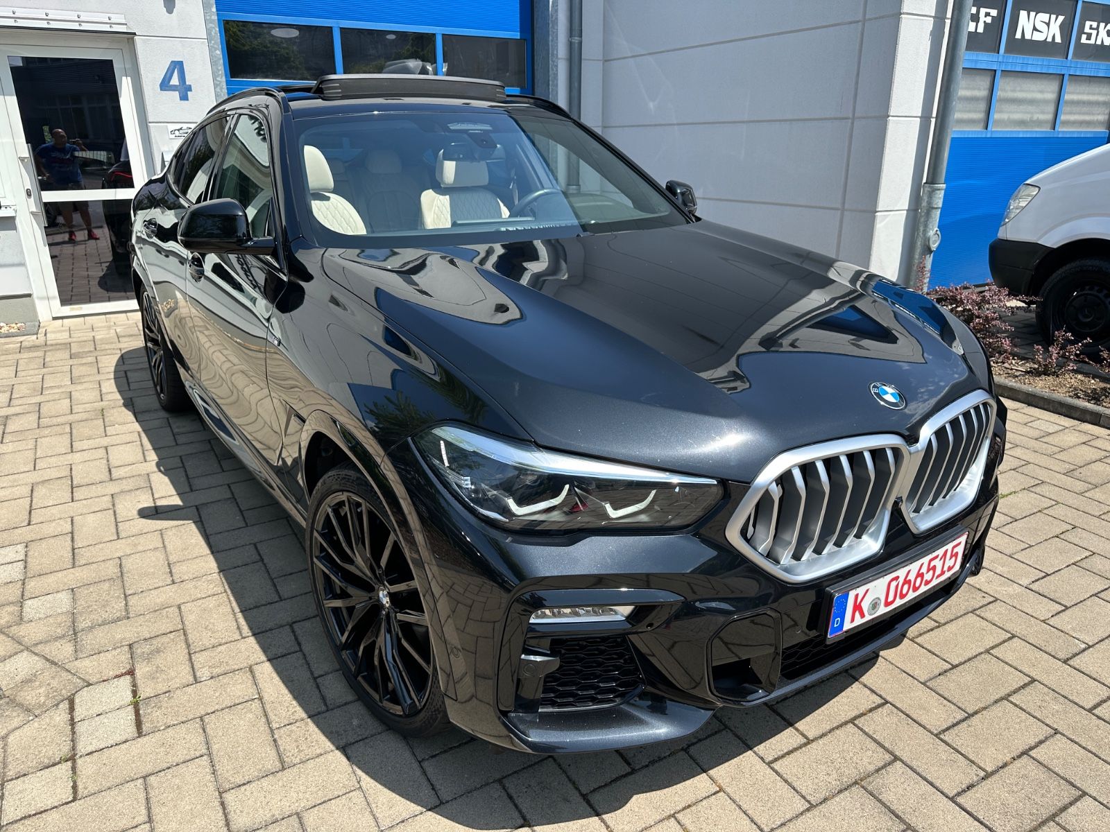 BMW X6 xDrive30d M Sport - Samsaru's Car Outlet