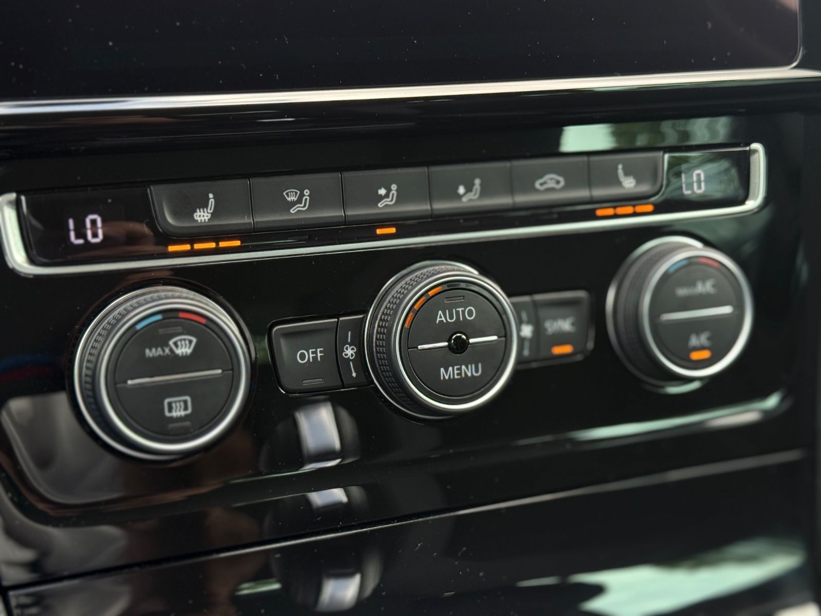 Volkswagen Golf Variant Highline - Samsaru's Car Outlet
