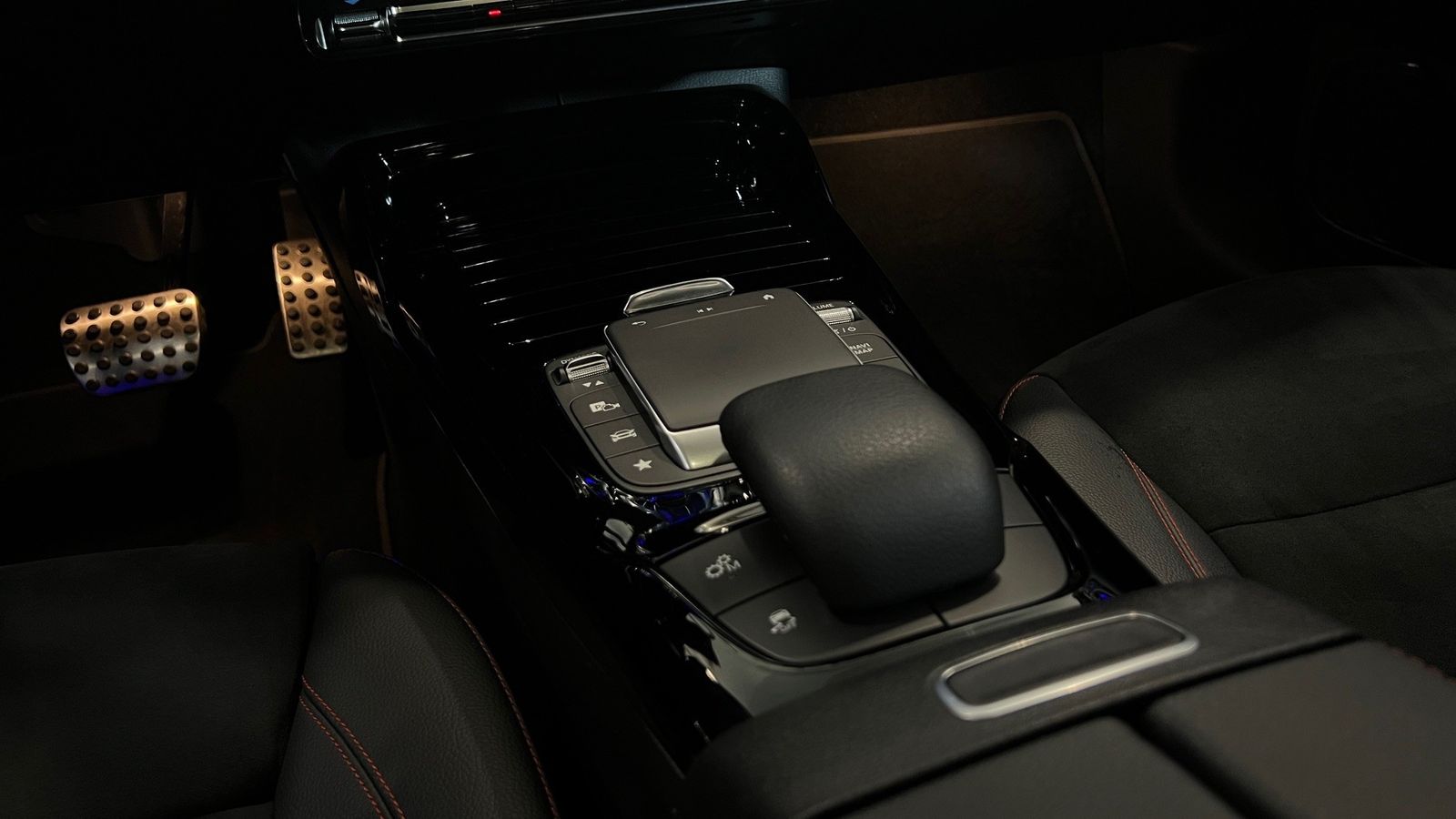 Mercedes-Benz CLA 35 AMG - Samsaru's Car Outlet
