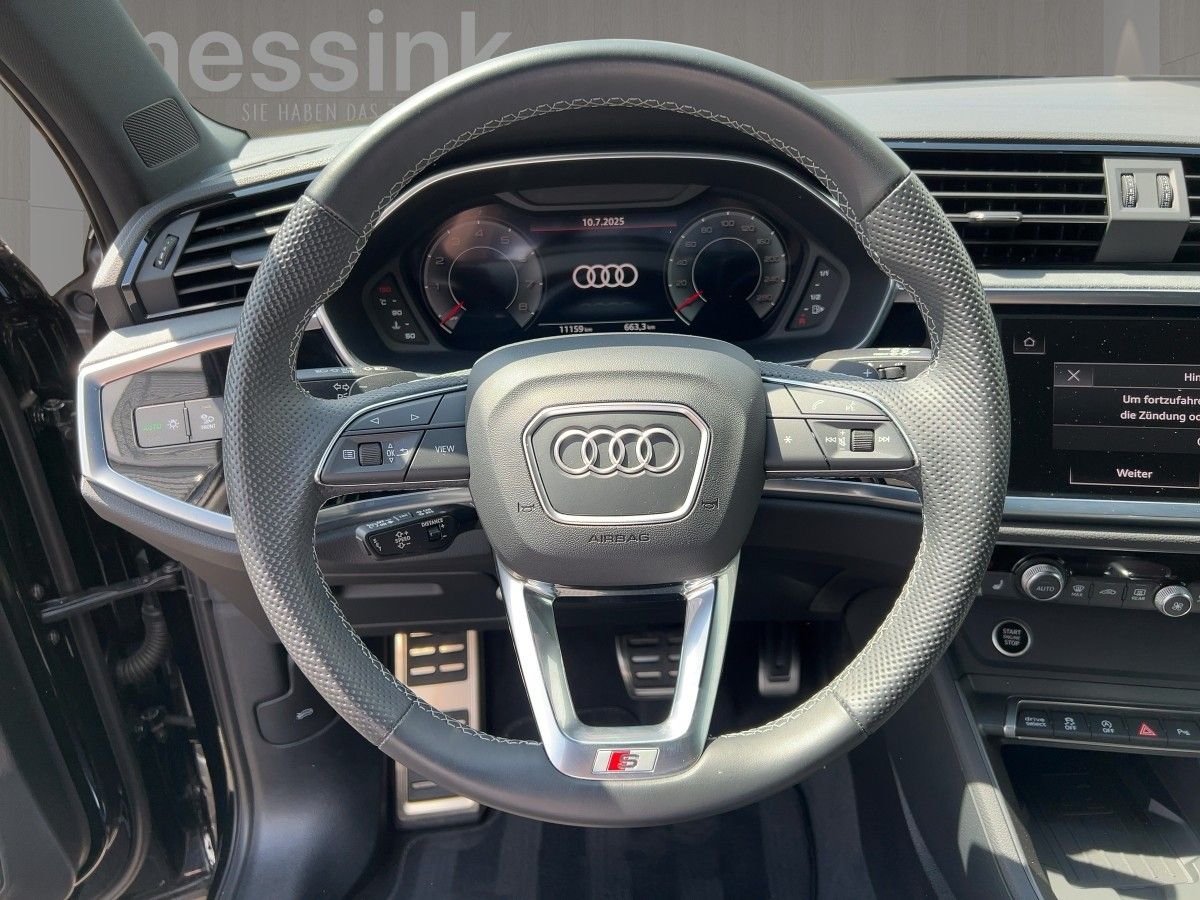 Audi Q3 45 TFSI quattro S-line - Samsaru's Car Outlet