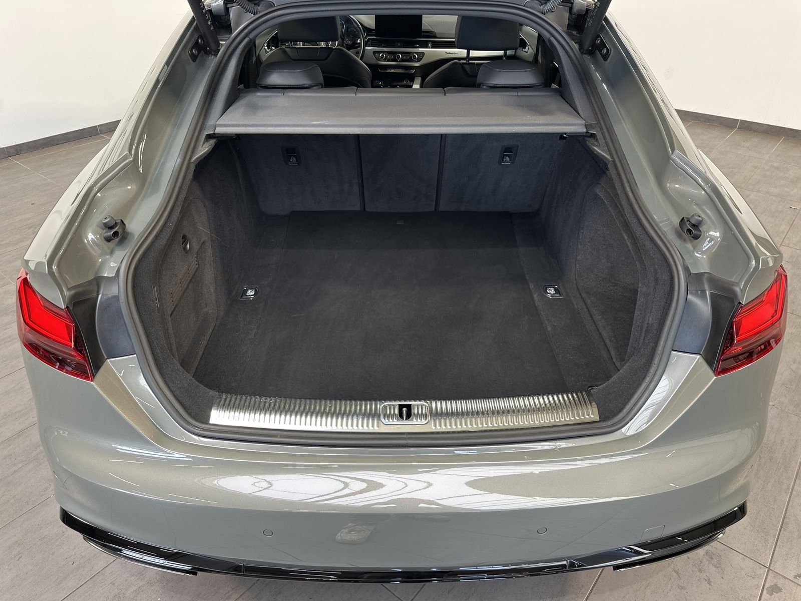 Audi A5 SpB 40 TDI Qu S-Line NAV+LED+AHK+20ZO+1HD+SHZ