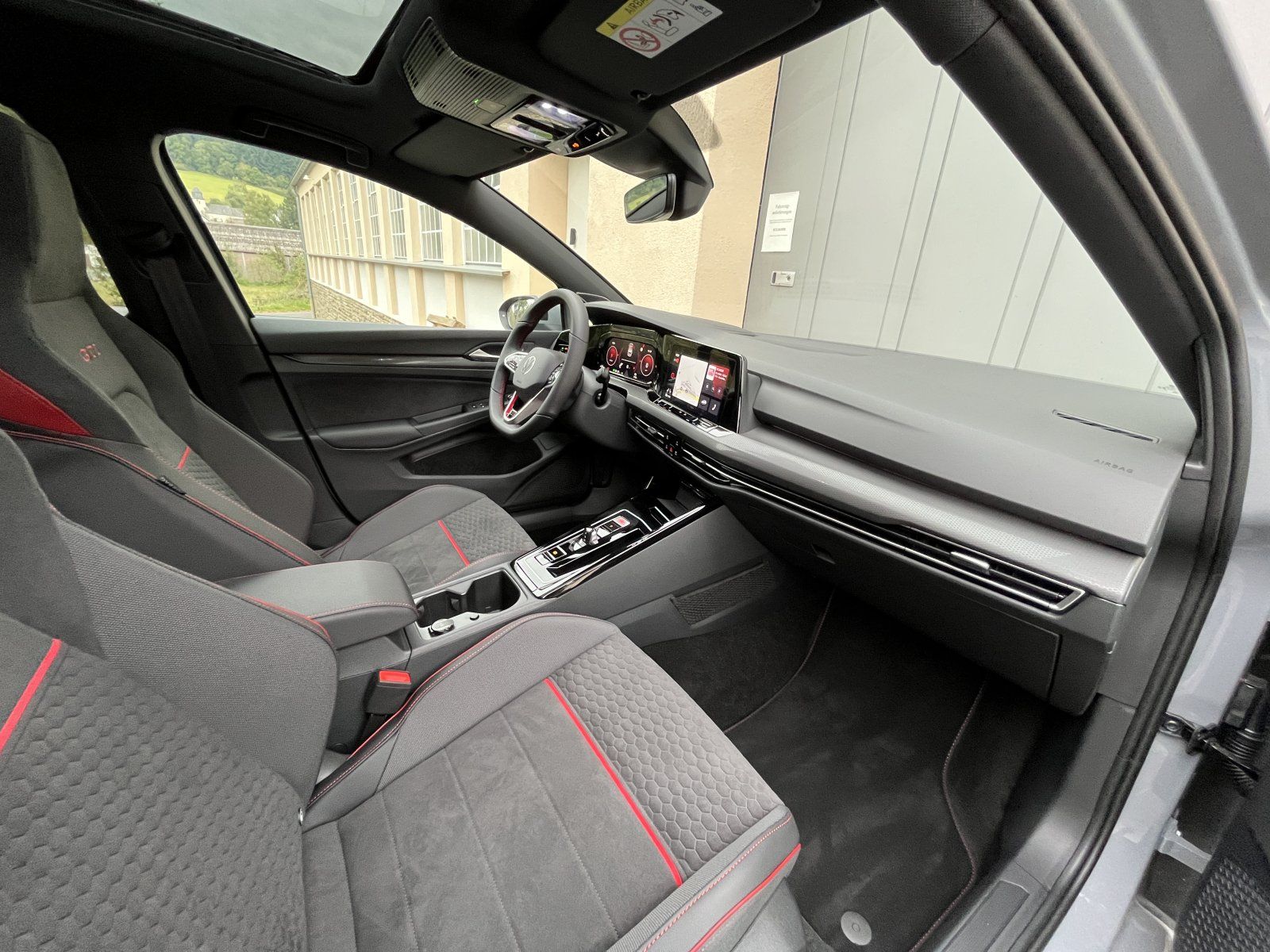 Volkswagen Golf 8 VIII GTI Clubsport - Samsaru's Car Outlet
