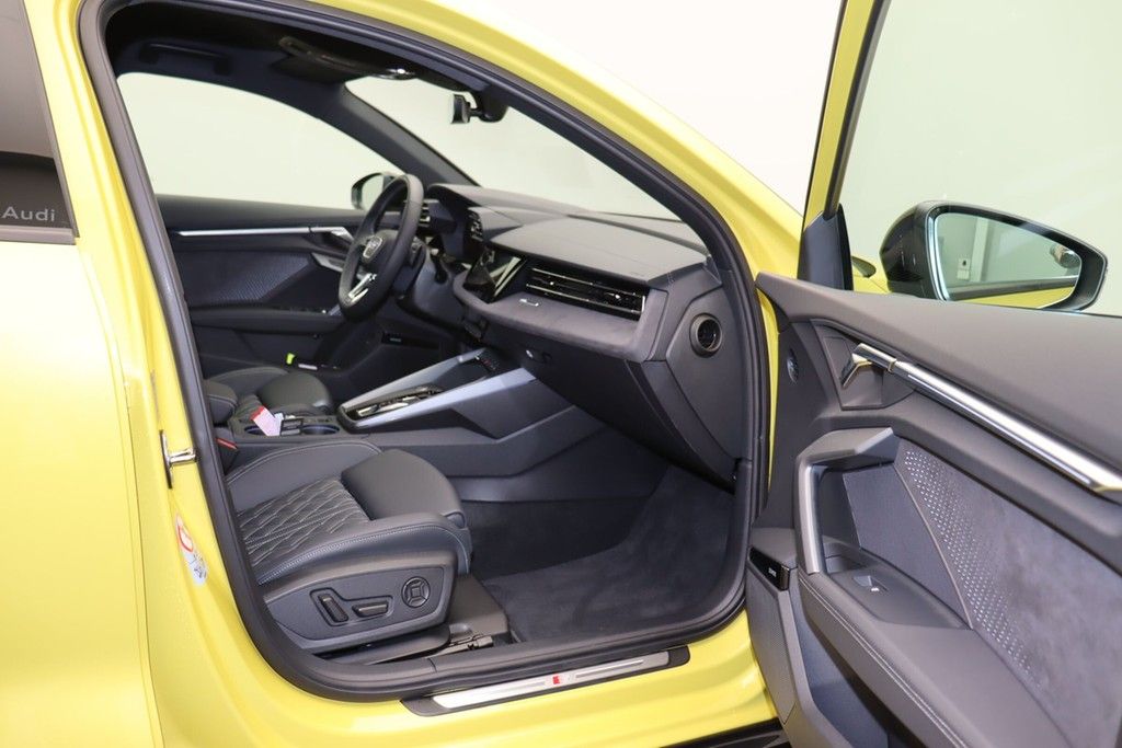 Audi A3 allstreet 35 TFSI S line Matrix Navi HuD
