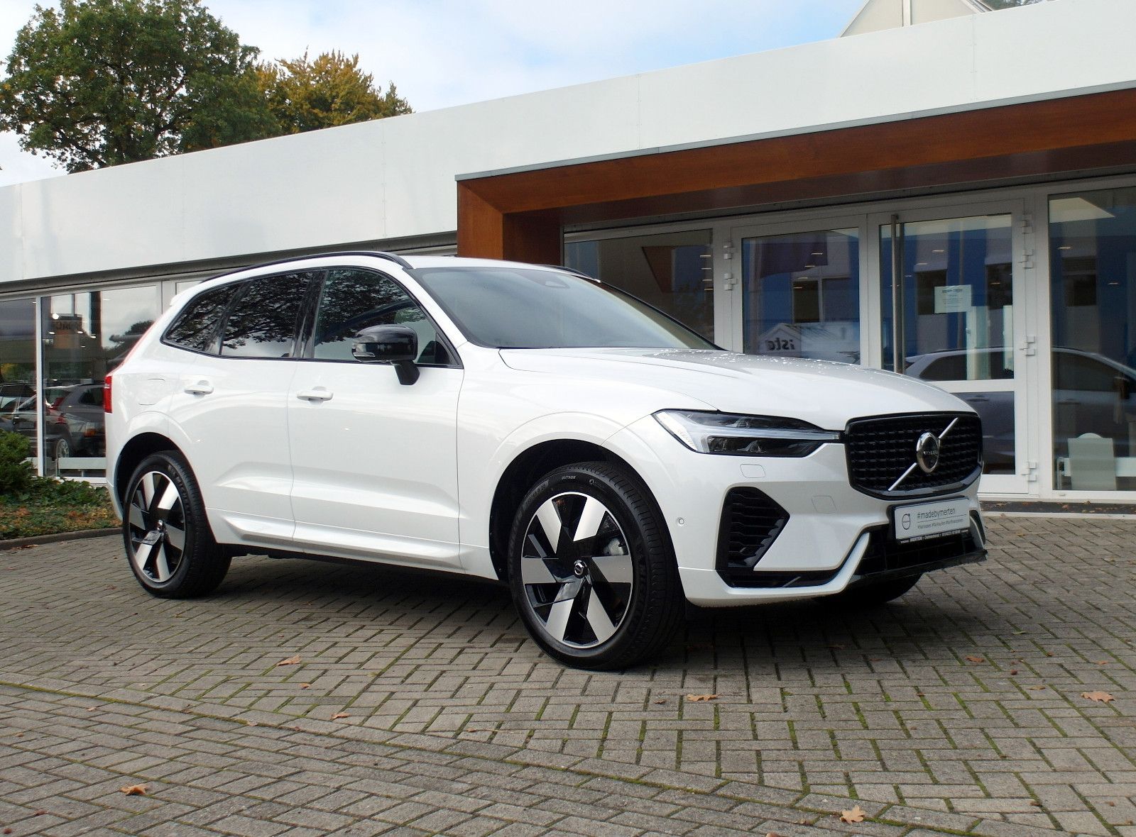 Volvo XC60 T6 AWD Plus Dark #volvocars #madebymerten