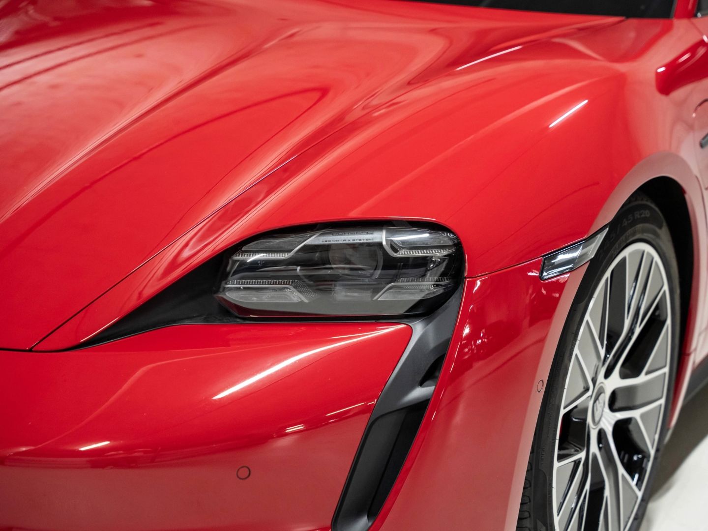 Porsche Taycan 4S Sport Chrono Paket InnoDrive BOSE