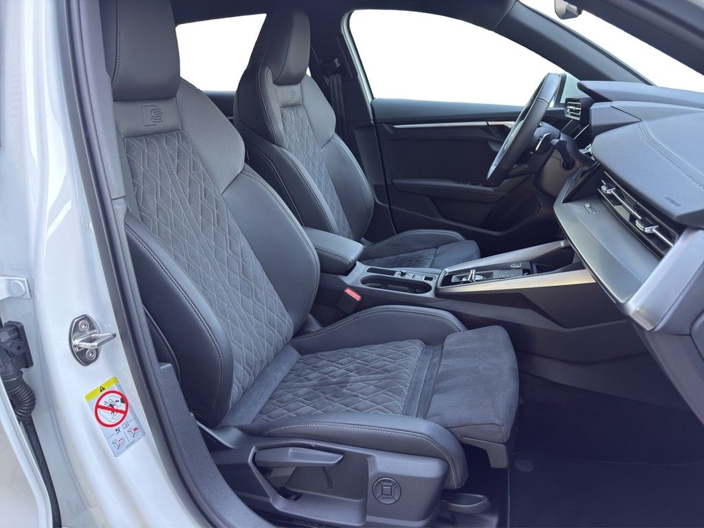 Audi A3 Sportback 35 TFSI S tronic S line MATRIX*NAV*