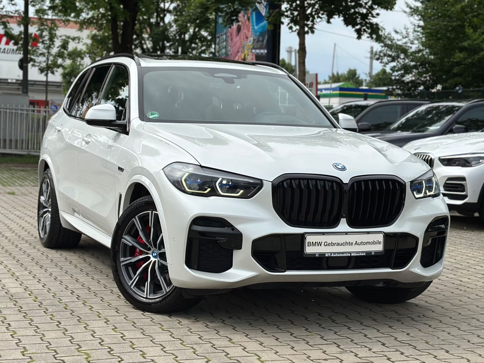 BMW X5 xDrive45e M-Sportpaket 360° Sky-Lounge AHK