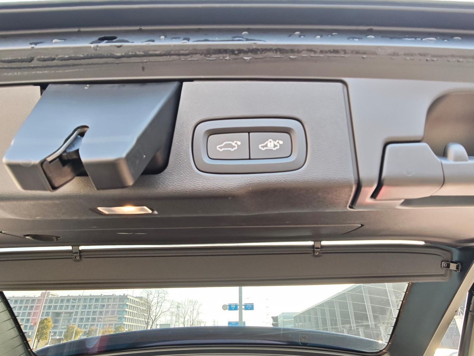 Volvo T8 Ultimate Bright Recharge Plug-In Hybrid AWD