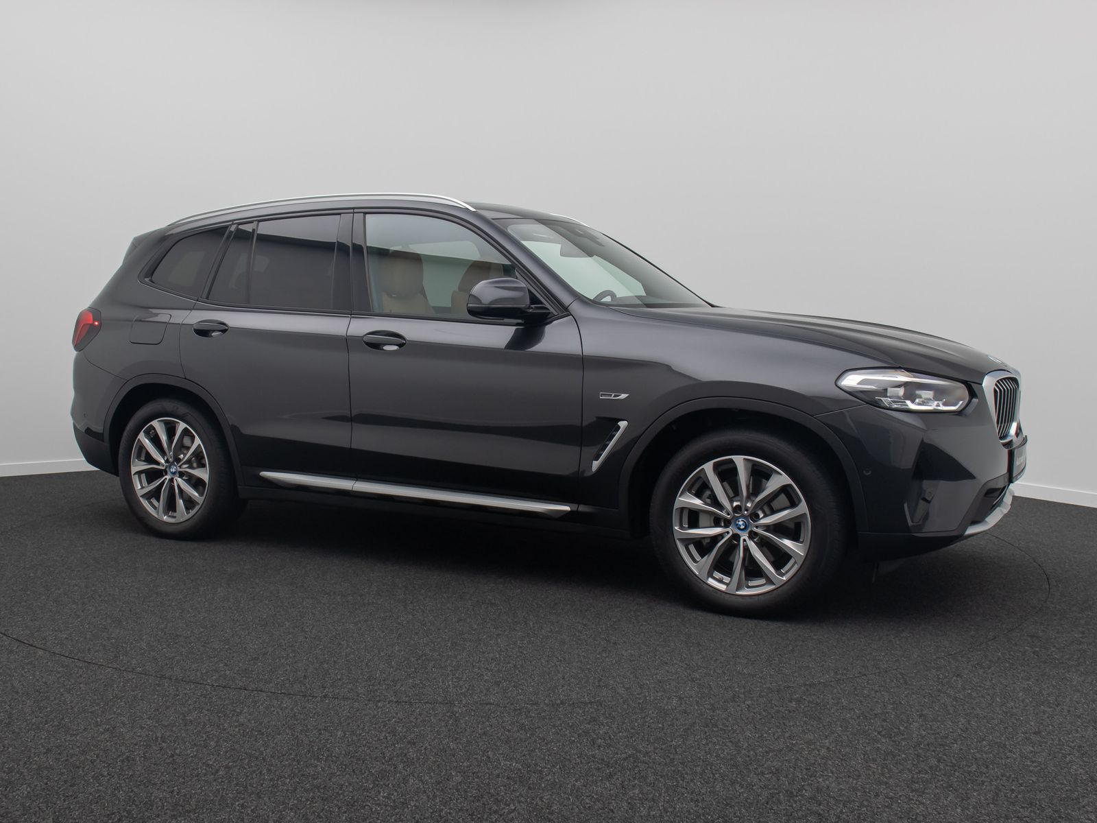 BMW X3 xD30e Kamera AHK HUD DAB Sport Panoram 19Zoll