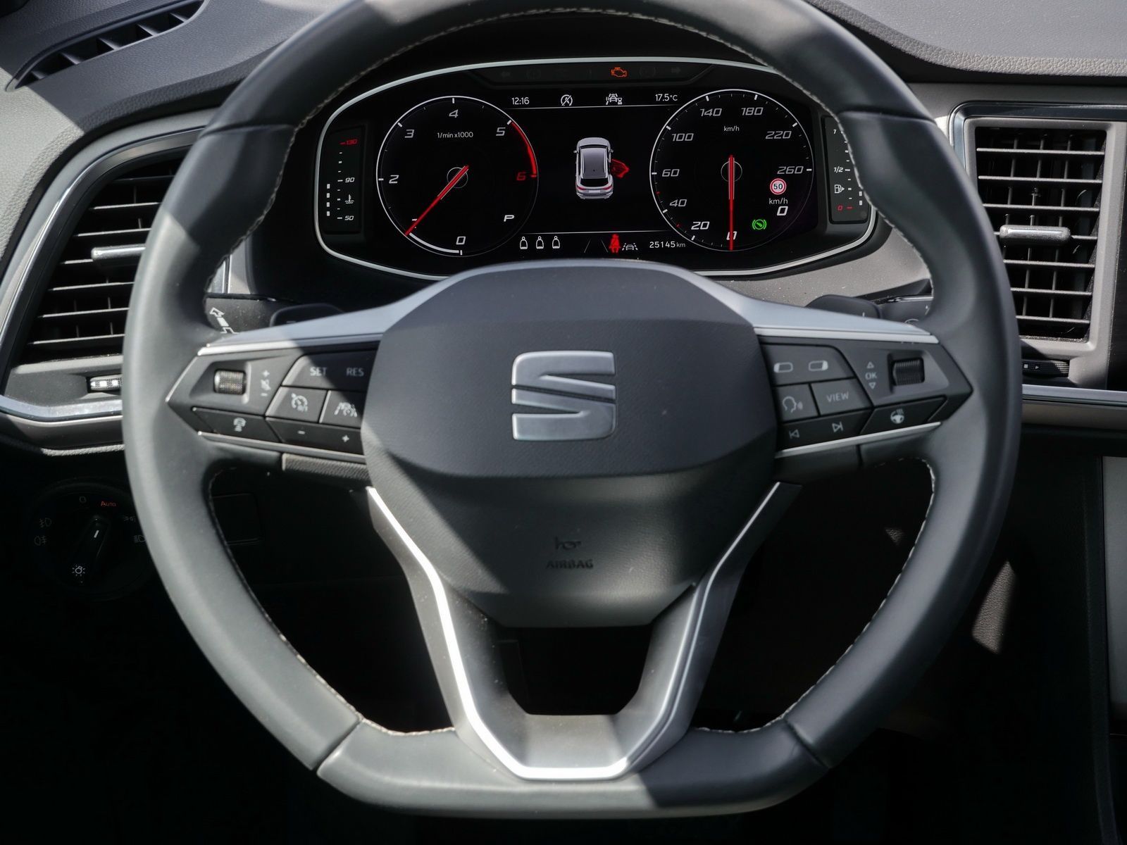Seat Ateca Xperience 2.0 TDI LED*RFK*AHK*AppConnect