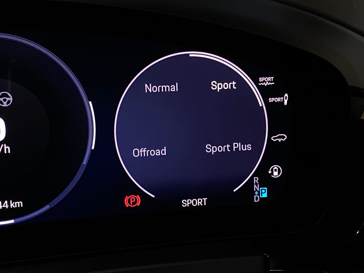 Porsche Macan Turbo | Hinterachslenkung | AHK | 22-Zoll