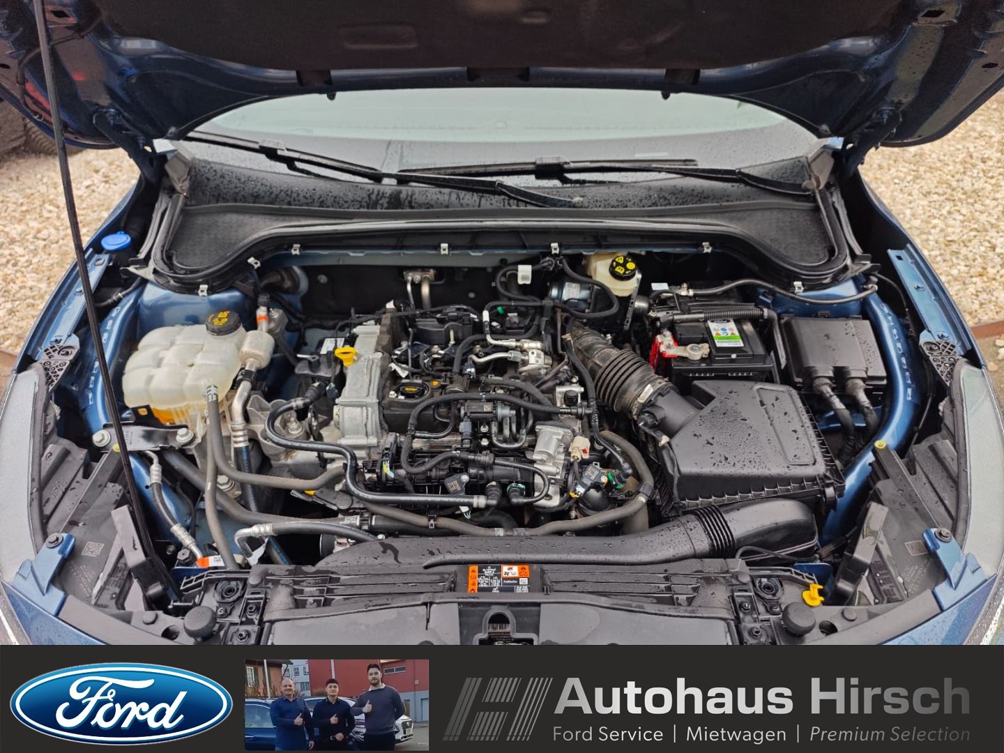 Ford Focus Turnier Active Navi LED ACC Apple CarPlay