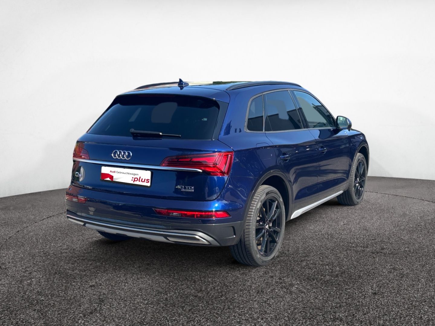 Audi Q5 40 TDI quattro Advanced - Samsaru's Car Outlet