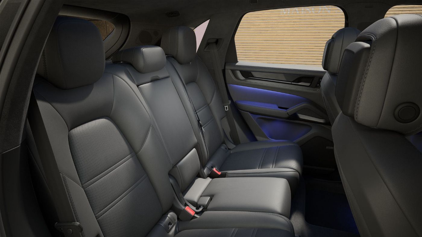 Porsche Cayenne E-Hybrid Black Edition | InnoDrive | AHK