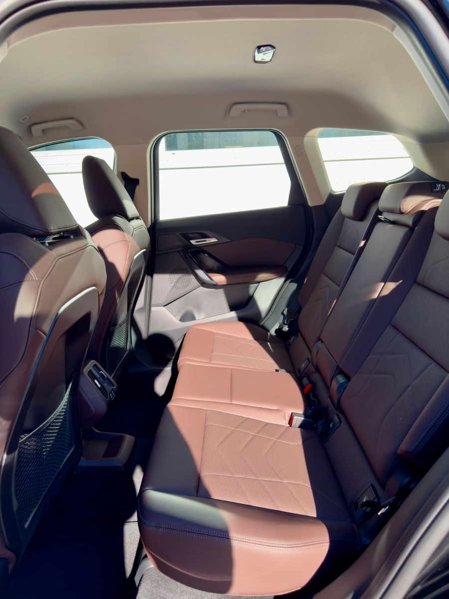 BMW X1 xDrive23i - Samsaru's Car Outlet