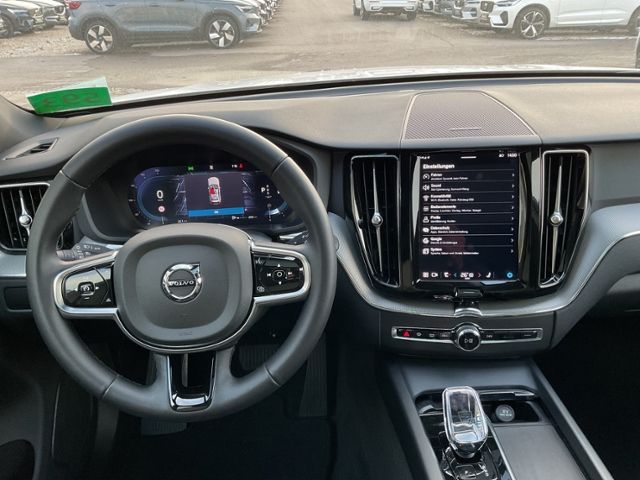 Volvo XC60 B4 Plus Dark 2WD ACC PANO 360° Allwetter