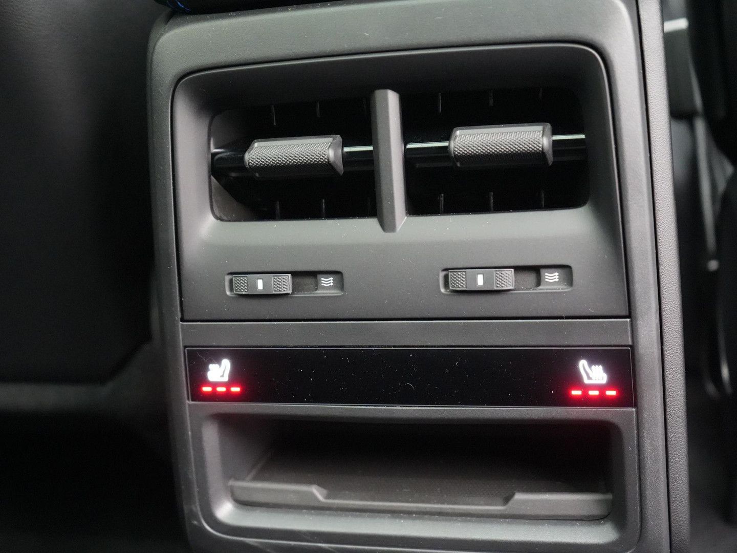 Porsche Macan 4