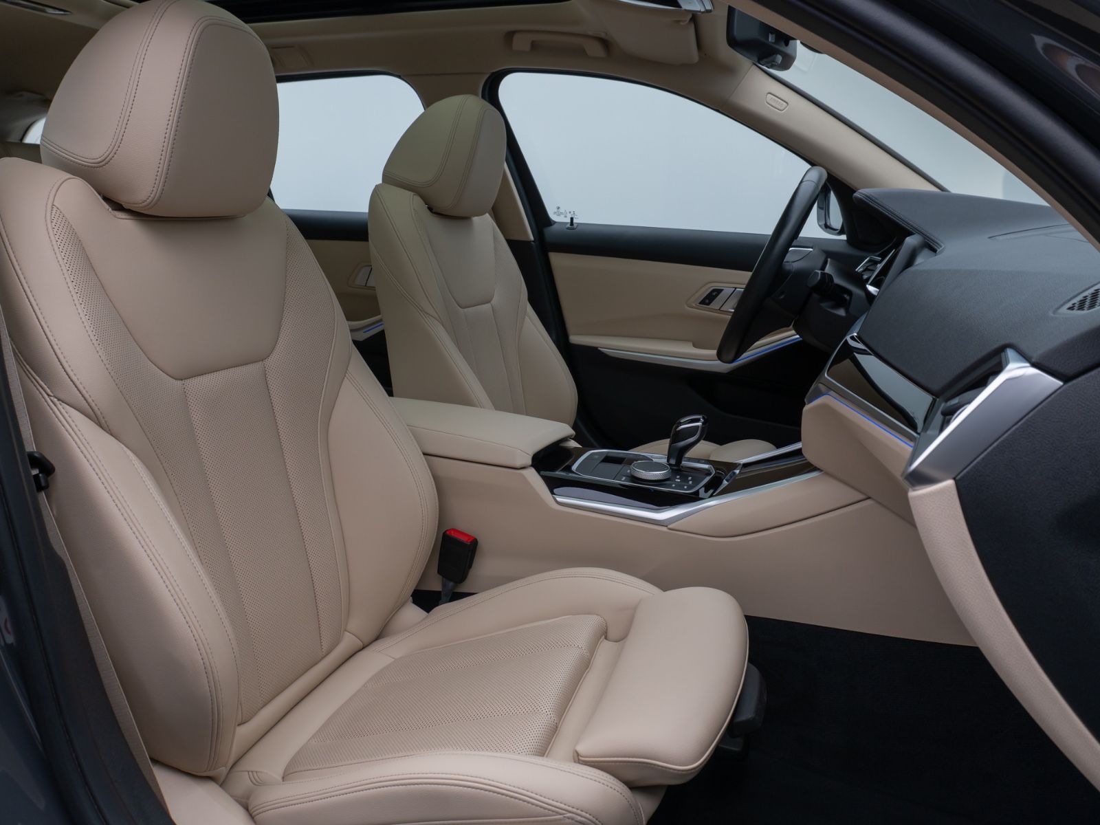 BMW 320d xD Luxury Line - Samsaru's Car Outlet