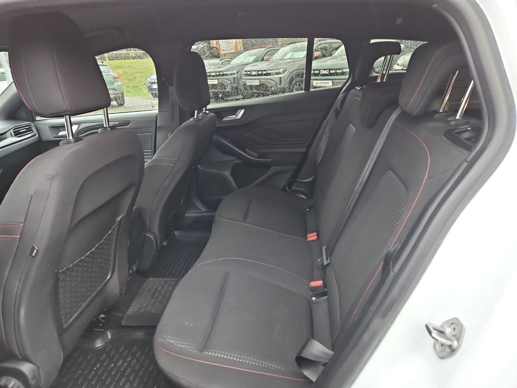 Ford Focus Turnier 1.0 EcoBoost Aut. ST-LINE - Samsaru's Car Outlet