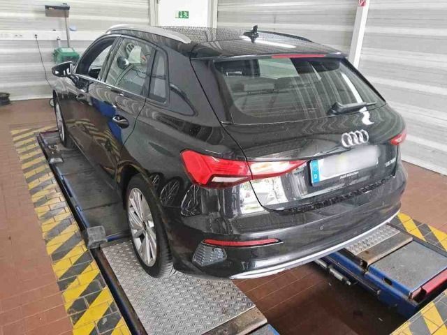 Audi A3 Sportback 35 TDI S-TR ADVANCED 5JG+LED+NAV+VC