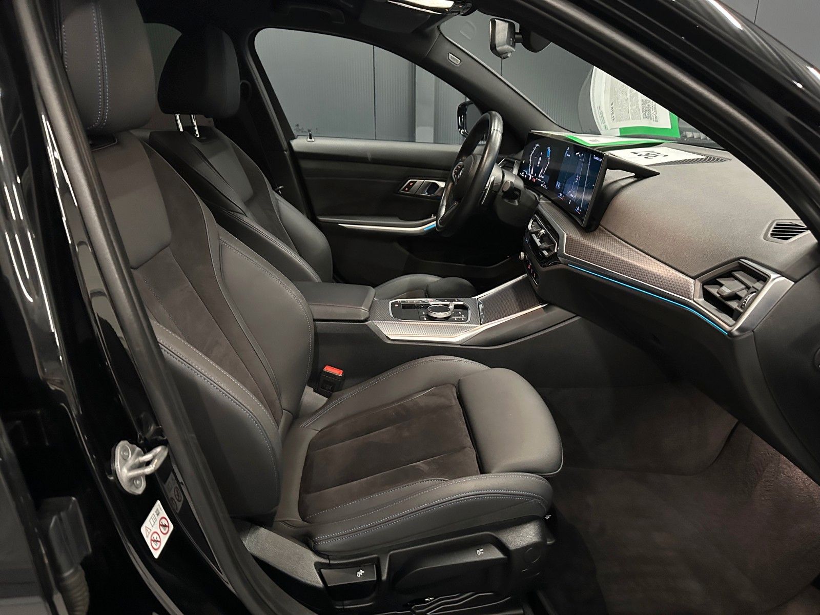 BMW 320d touring xDrive M-Sport - Samsaru's Car Outlet
