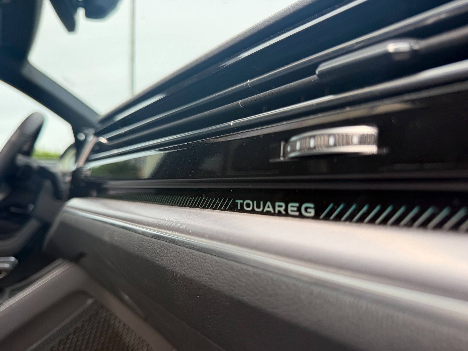 Volkswagen Touareg R Line V6 22"BlackStyle Allrad HuD PanoD