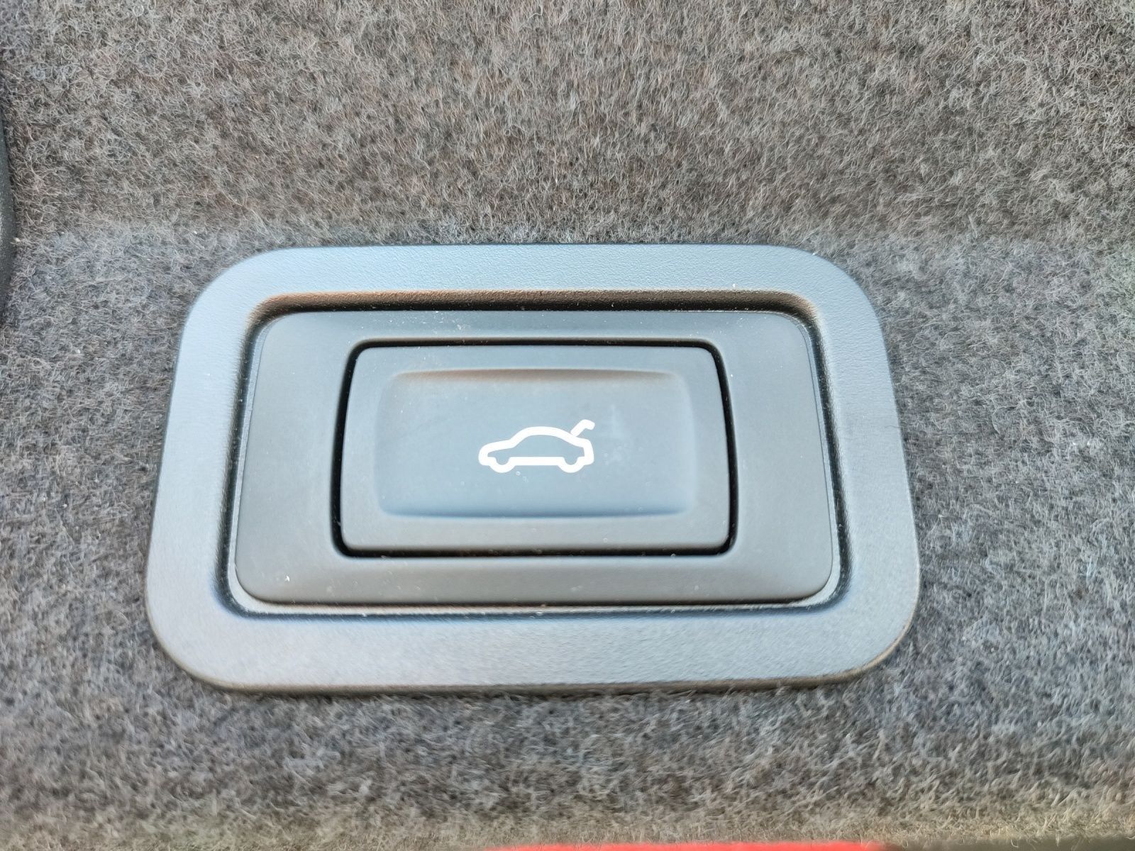 Audi A6 Limousine 45 TFSI design S line - Samsaru's Car Outlet