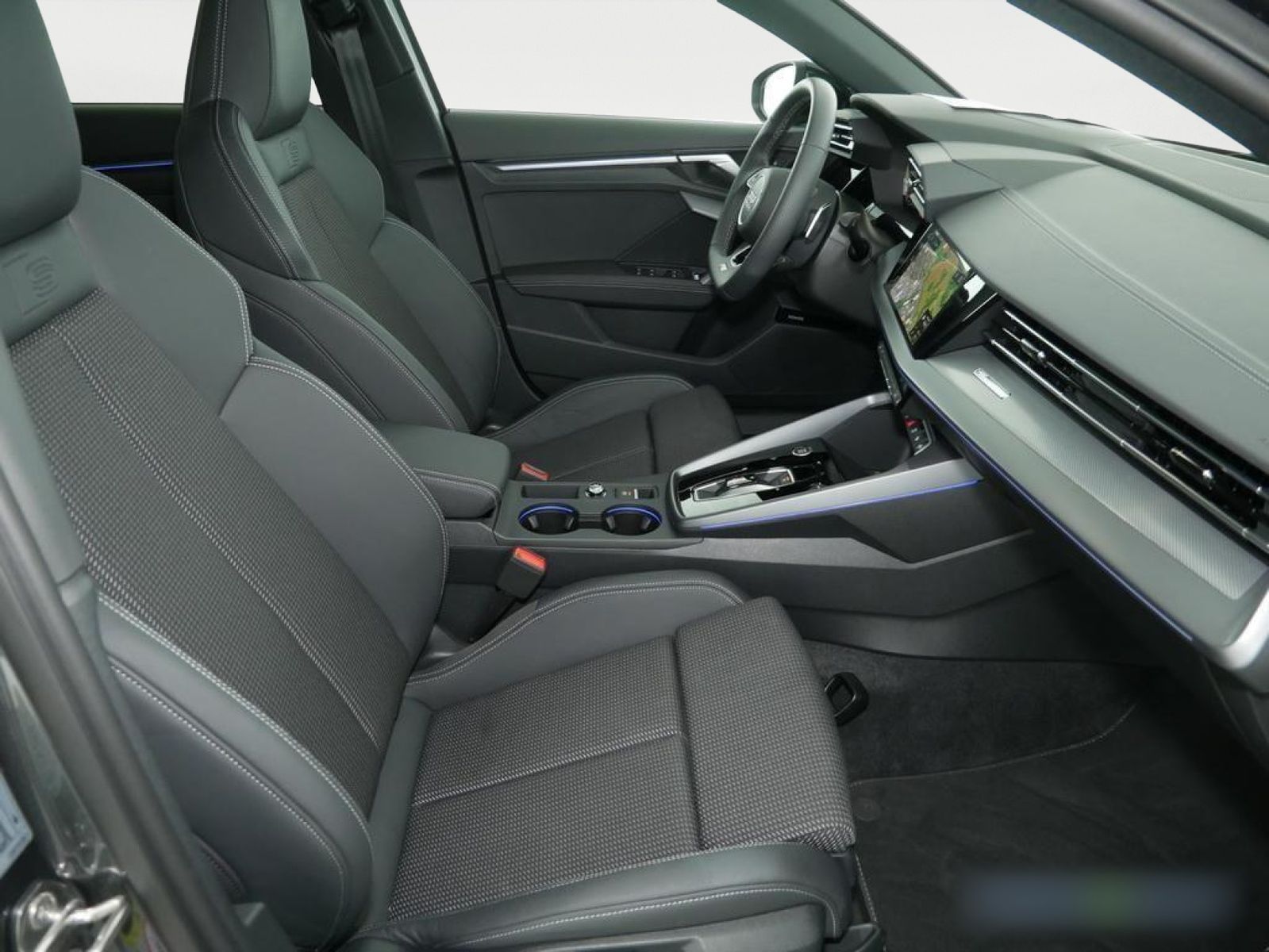 Audi A3 Sportback 35 TFSI S tronic S Line - Samsaru's Car Outlet